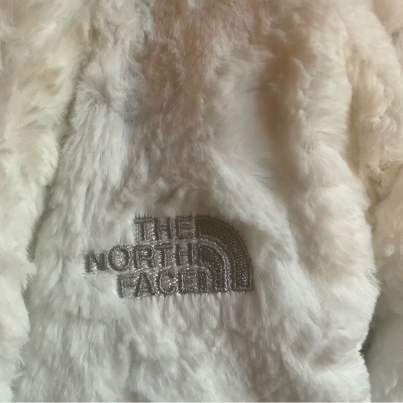 The NorthFace- Mossbud Reversible Jacket. Size M - Picture 4 of 9